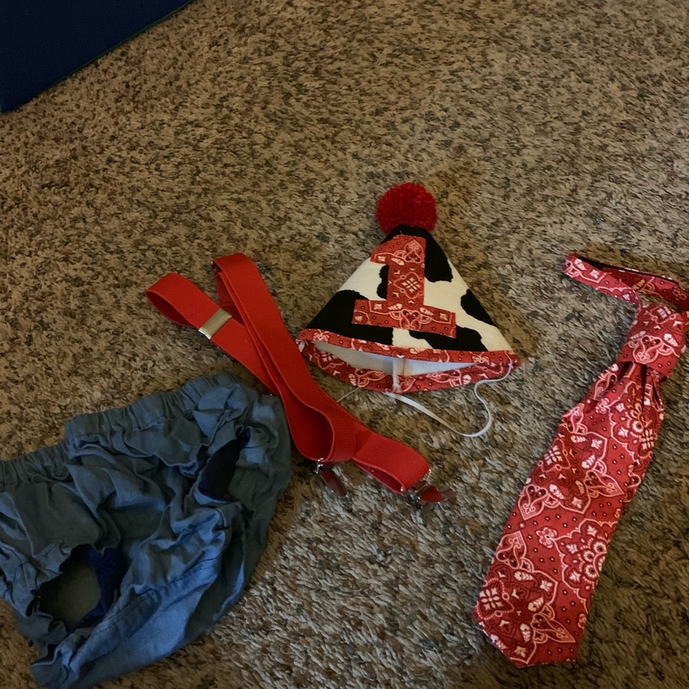 1st bday cake smash outfit, party ears & banner